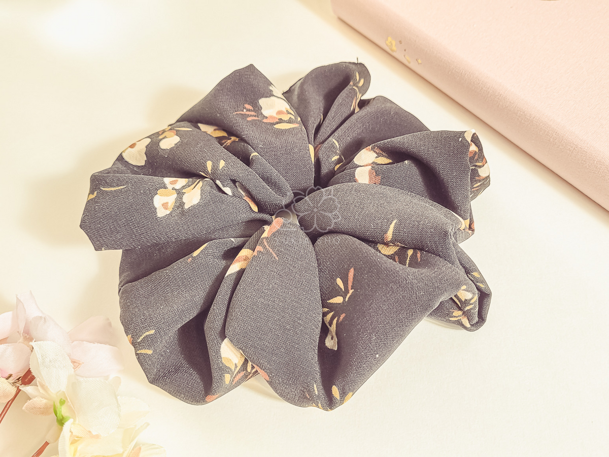 Dark Floral Fluffy XXL Scrunchie