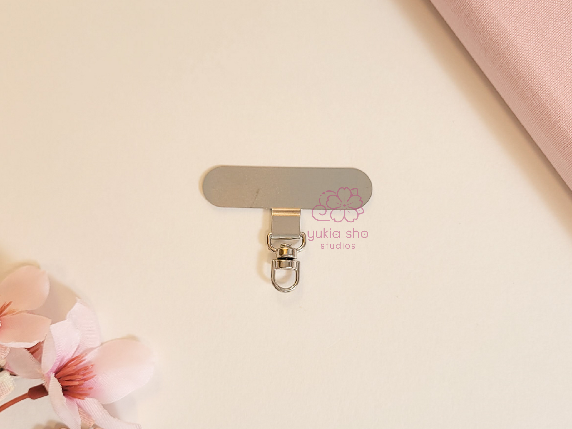 Silver Metal Phone Accessory Tether