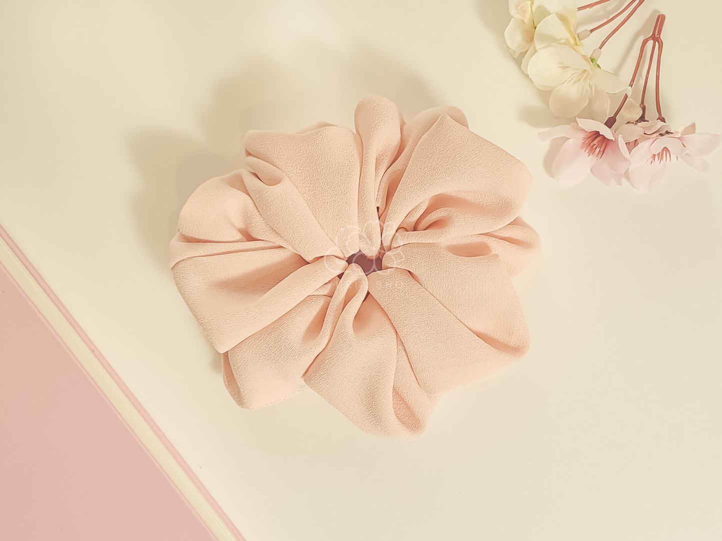 Sakura Fluffy XXL Scrunchie