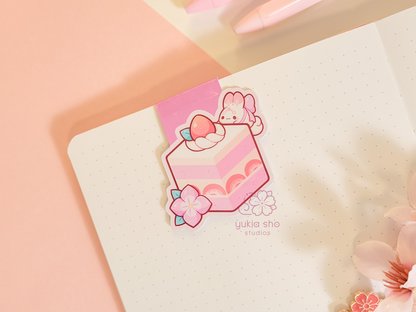 Suzumi Cake Magnetic Bookmark