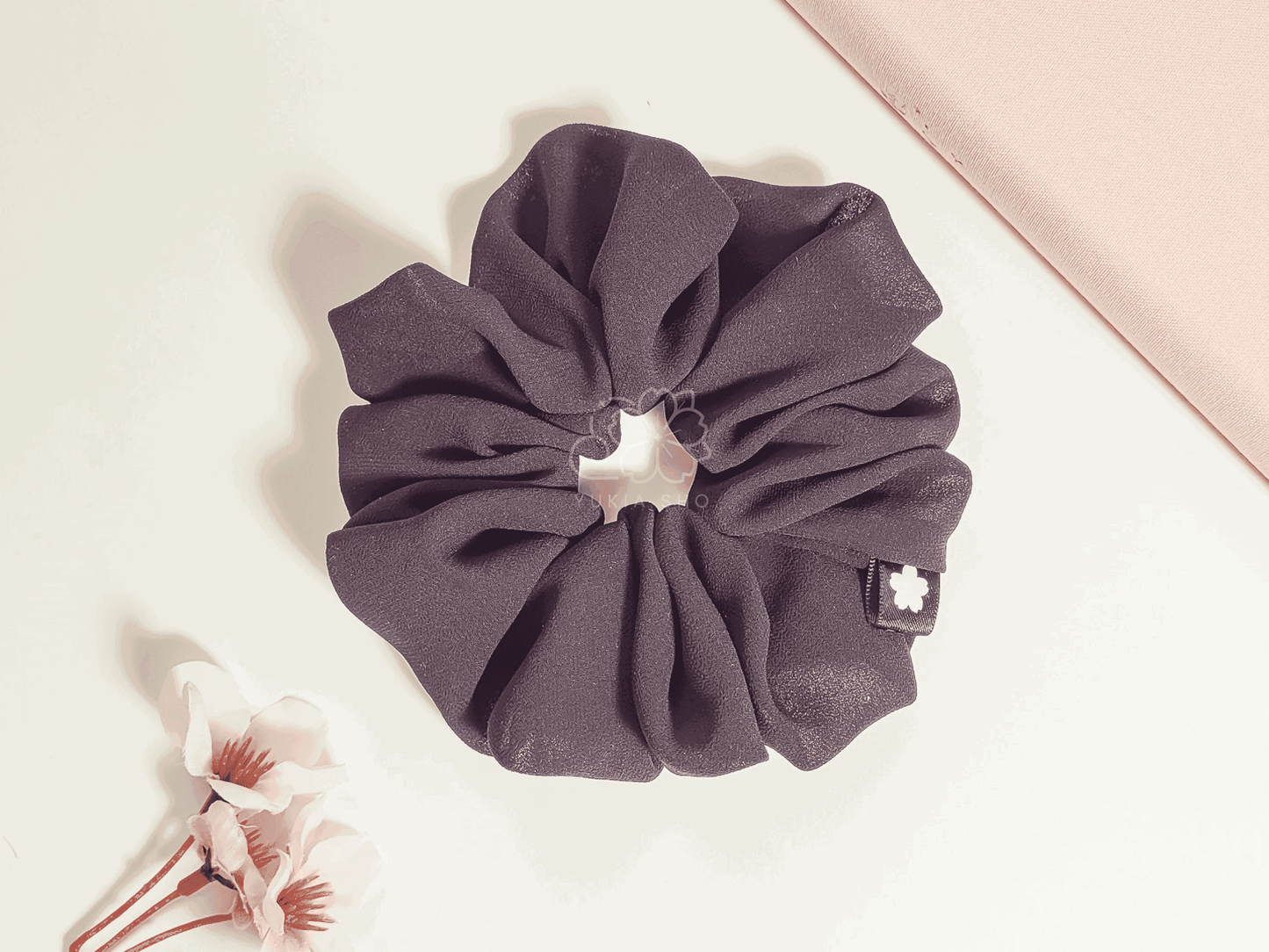 Raven Fluffy XXL Scrunchie - Yukia Sho Studios Ltd.